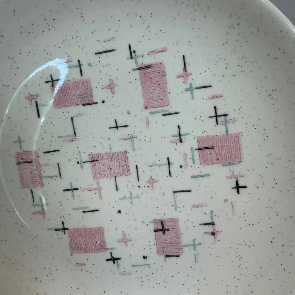 Vernonware Tickled Pink Salad Plates Set of 8 Mid Century Modern Atomic 7.5